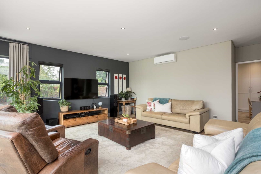 4 Bedroom Property for Sale in Val De Vie Estate Western Cape